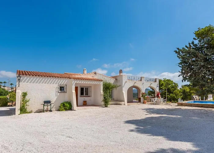 Estacion - Plusholidays